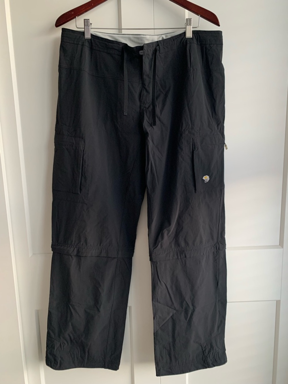 Mountain Hardwear Women's Yuma Convertible Cargo Pants black size 14 for hiking